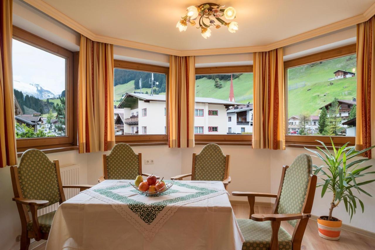 Hotel Pinzger Tux Esterno foto